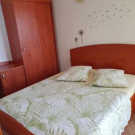 Apartment Jelena *