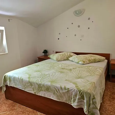 Jelena Apartment *