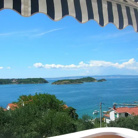 Jelena Apartment Rab Town